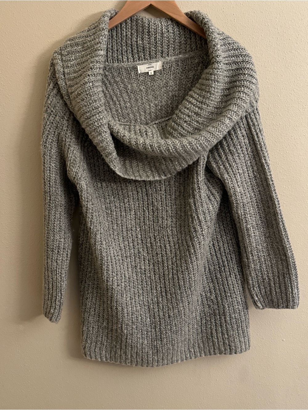 Entro Knit Sweater Size M Oversized Fall Winter Cozy Comfy Cowl Neck